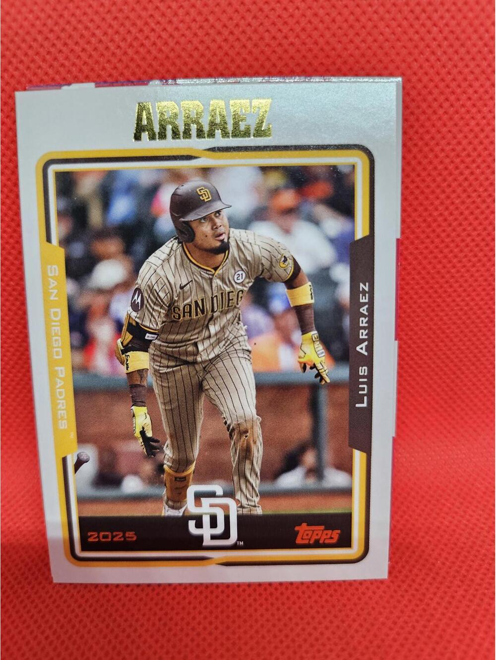 Luis Arraez - 2025 Topps Archives #219 - Padres - RAW Mint